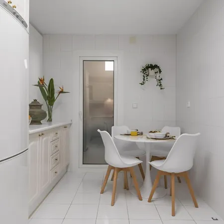 Apartment Puerto Banus 3 Bedroom Marbella