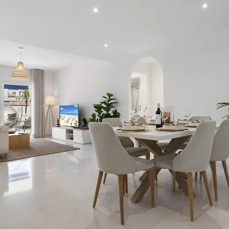 Apartment Puerto Banus 3 Bedroom *