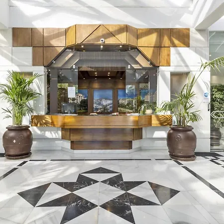 Lejlighed Puerto Banus 3 Bedroom Marbella